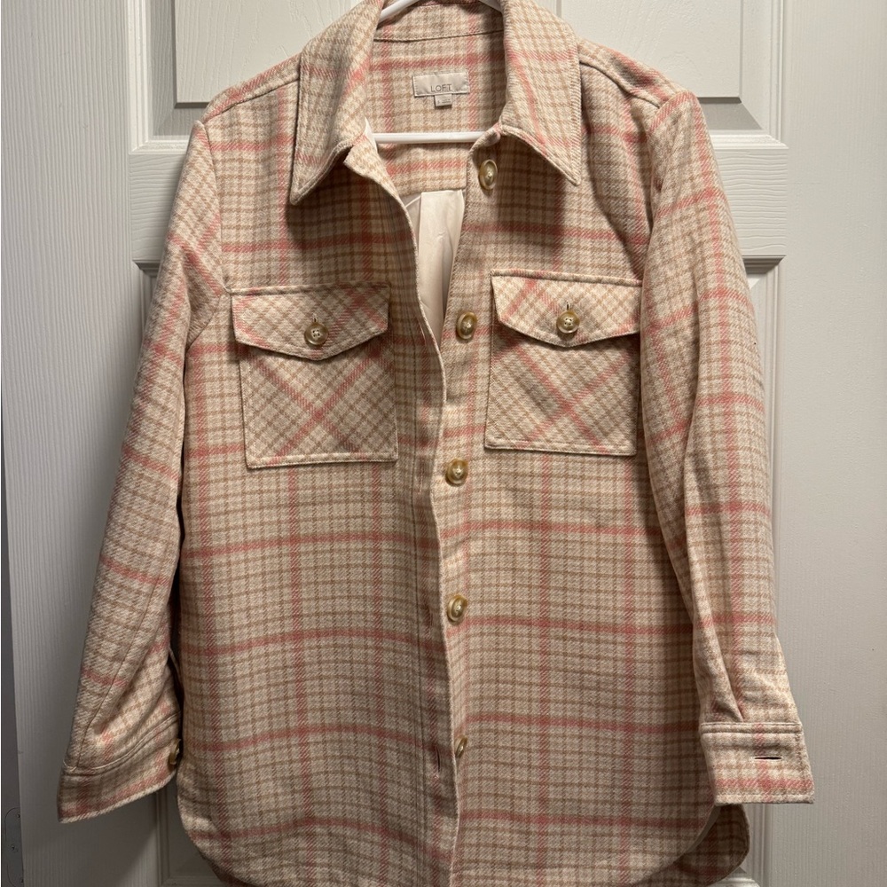 💙💙LOFT Cream and Pink Plaid Shirt Jacket nwot